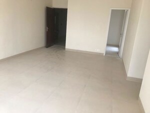Room in 3 BHK Builder Floor at BPTP Floors, Sector 70 – for Sale