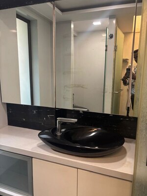 Team Area in 2 BHK Apartment at Jaycee Bhagtani Elegance, Andheri West – for Rent