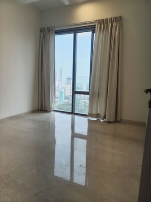 Room in 4 BHK Apartment at Suvidha Emerald, Dadar West – for Rent