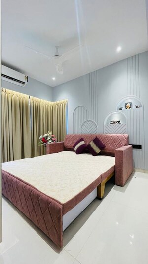 Bedroom in 2 BHK Apartment at Chembur – for Sale