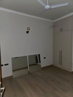 Room in 3 BHK Apartment at Central Park Flower Valley Aqua Front Towers, Sohna Sector 33 – for Sale