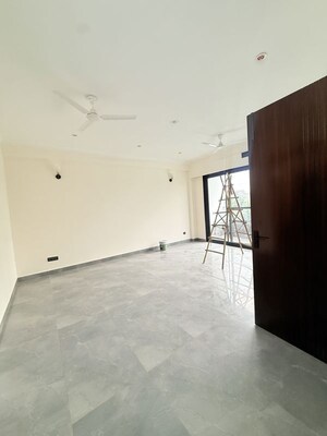 Room in 2 BHK Builder Floor at Sector 108 – for Rent