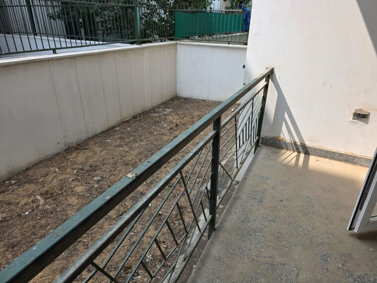 Balcony, central-park-flower-valley 3 Bedroom 1230 Sq.Ft. Apartment In Sohna Sector 33 Gurgaon 10795931