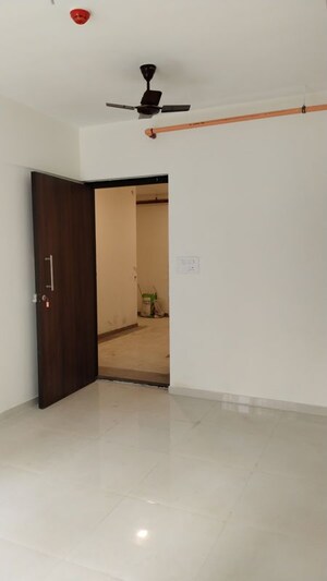 Room in 1 BHK Apartment at Runwal My City Phase II Cluster 05, Dombivli East – for Rent