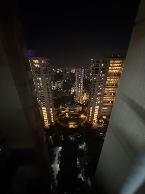 2 BHK Apartment For Rent in Paranjape Athena, Bandra East
