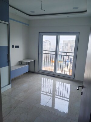 Room in 1 BHK Apartment at Paranjape Athena, Bandra East – for Rent