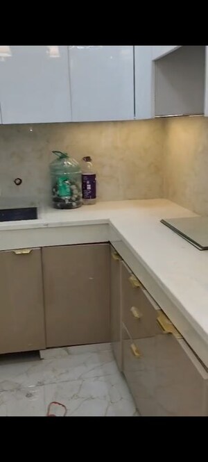 Furnished Amenities in 1 BHK Apartment at Alcon Apartments, Vaishali Sector 2 – for Rent