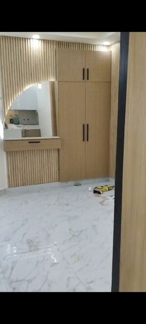 Bathroom in 1 BHK Apartment at Alcon Apartments, Vaishali Sector 2 – for Rent