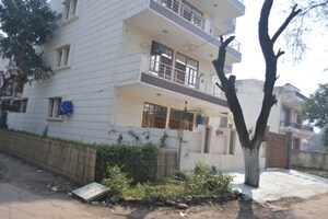 3 BHK Independent House For Rent in Sector 7