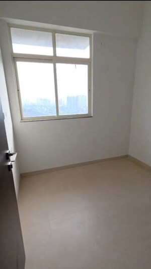 Room in 1 BHK Apartment at Group Satellite Aarambh, Malad East – for Rent