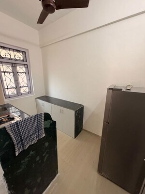 Room in 1 BHK Apartment at Deepak Mahal CHS, Worli – for Rent