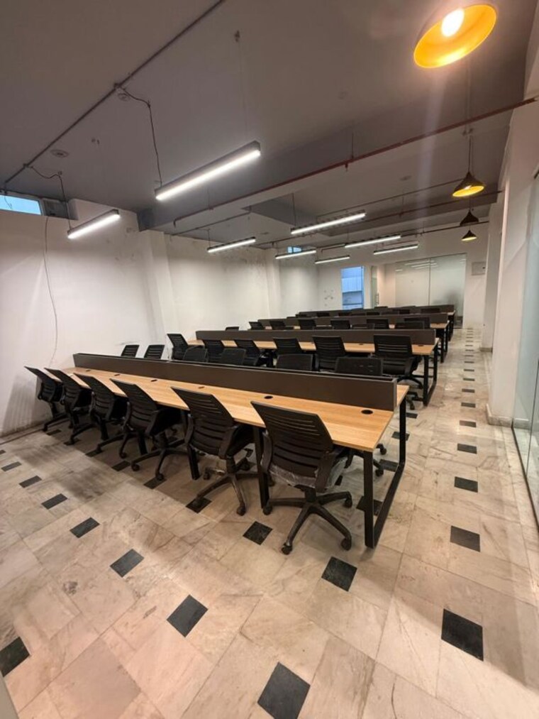 Kitchen, sector 63 Commercial Office Space in IT/SEZ 3000 Sq.Ft. In Sector 63 Noida 10796175