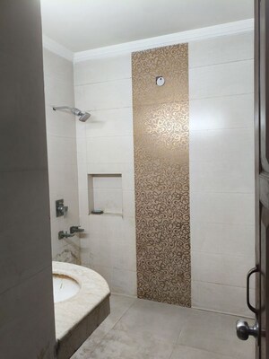 Bathroom in 3.5 BHK Builder Floor at Sector 72 – for Rent