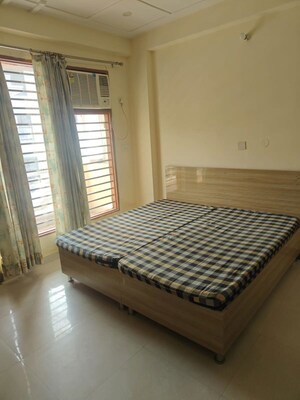 1 RK Builder Floor For Rent in Sector 57