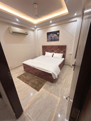 Bedroom in 3 BHK Builder Floor at Chattarpur – for Rent
