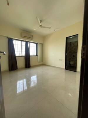 Room in 4 BHK Apartment at Shubham Sri Kalpana Padma Tower, Chembur – for Rent