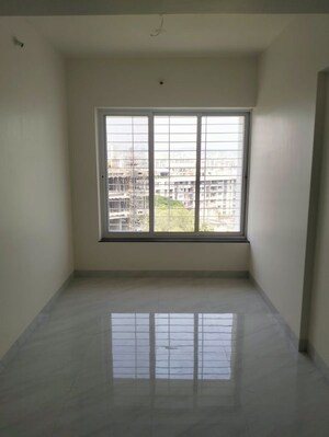 Room in 3 BHK Apartment at Associated Silvenia, Kothrud – for Rent