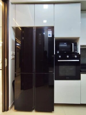 Furnished Amenities in 3 BHK Apartment at Lodha Marquise, Worli – for Rent