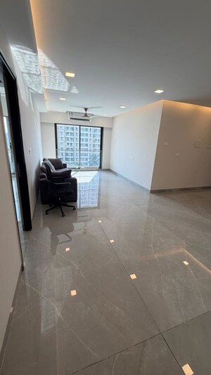 3 BHK Apartment For Rent in Chandak 34 Park Estate, Goregaon West