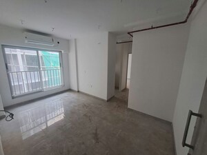 Room in 1 BHK Apartment at Enso Sanza, Kandivali East – for Rent