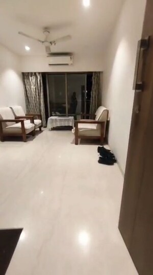 Living Room in 2 BHK Apartment at Chembur – for Rent