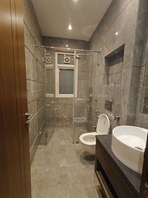 Bathroom in 3 BHK Builder Floor at Sector 43 – for Rent