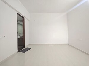 Room in 2 BHK Apartment at Arihant Aspire, Palaspe Phata – for Rent