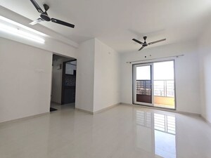 Room in 2 BHK Apartment at Arihant Aspire, Palaspe Phata – for Rent