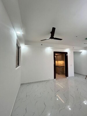 1 BHK Apartment For Rent in Andheri CHS, Andheri West