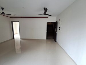 Room in 2 BHK Apartment at Roswalt Ray, Dahisar East – for Rent