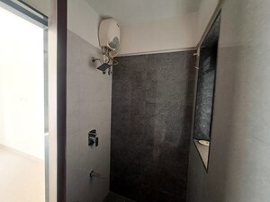 Furnished Amenities in 2 BHK Apartment at Roswalt Ray, Dahisar East – for Rent