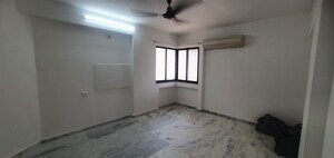 Room in 3 BHK Apartment at Bodakdev – for Rent