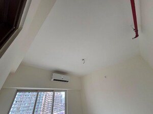 2 BHK Apartment For Rent in Omkar Signet, Malad East