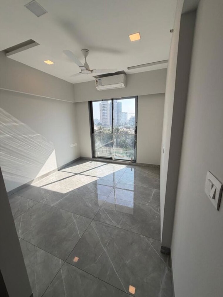 Master Bedroom, platinum-life 2 Bedroom 750 Sq.Ft. Apartment In Andheri West Mumbai 10796554