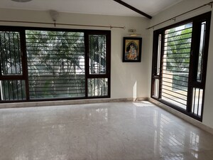 Room in 6+ BHK Independent House at Jubilee Hills – for Rent