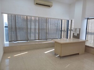 Room in  Office Space at Dilkap Chambers, Andheri West – for Rent