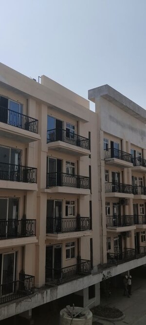 2 BHK Builder Floor For Rent in Signature Global City, Sector 37d