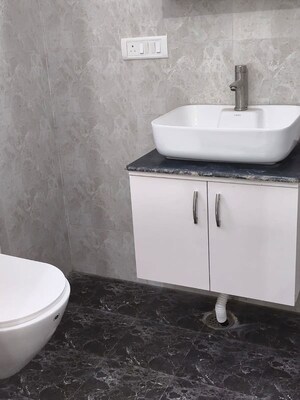 Bathroom in 3 BHK Independent House at Emaar Gomti Greens, Gomti Nagar – for Rent