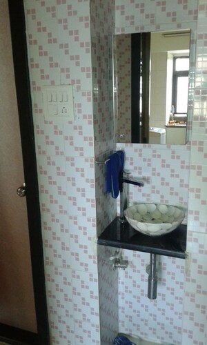 Bathroom in 1 BHK Apartment at Kia Park Apartments, Andheri West – for Rent