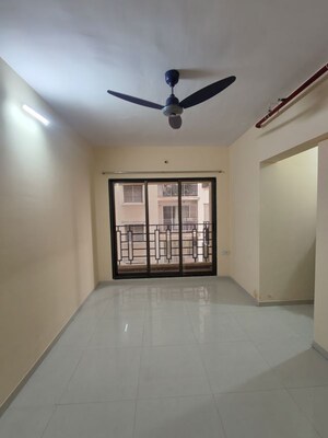 2 BHK Apartment For Rent in Ekdant Shree Siddhivinayak Tower, Vartak Nagar