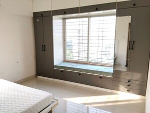 Room in 2 BHK Apartment at Kumar Samruddhi Society, Vishrantwadi – for Rent