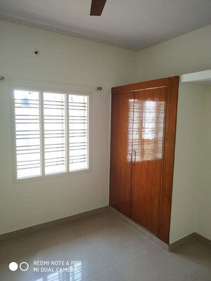 Room in 2 BHK Apartment at Banashankari 1st Stage – for Rent