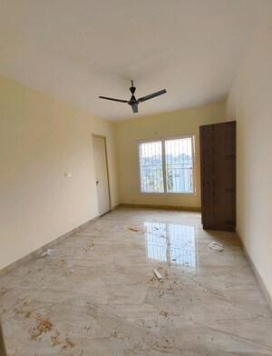Room in 3 BHK Apartment at Shree Lakshmi Grand, Koramangala – for Rent