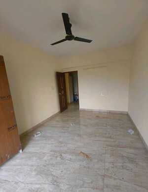 Room in 3 BHK Apartment at Shree Lakshmi Grand, Koramangala – for Rent