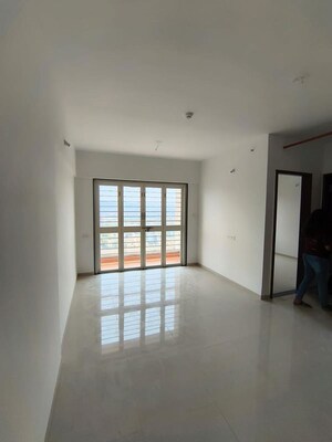 Room in 1 BHK Apartment at Kohinoor Sportsville, Hinjewadi – for Rent