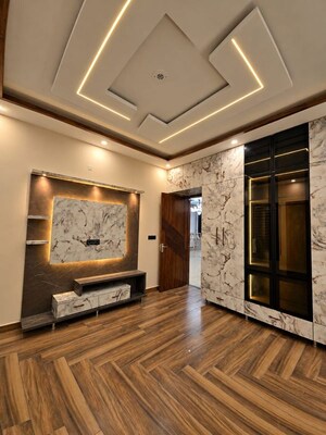 Room in 4 BHK Villa at Sector 125 – for Sale