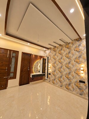 Room in 4 BHK Villa at Sector 125 – for Sale