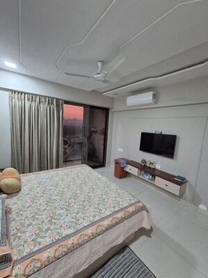 Master Bedroom in 2 BHK Apartment at Gami Reagan, Ghansoli – for Rent