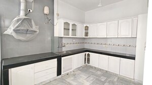 3 BHK Builder Floor – Exterior View View at Navjeevan Vihar - for Rent