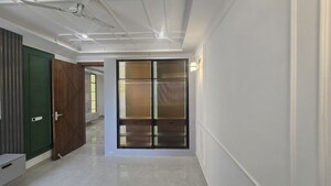 Building Lobby in 3 BHK Builder Floor at Adani Oyster Greens, Sector 102 – for Sale